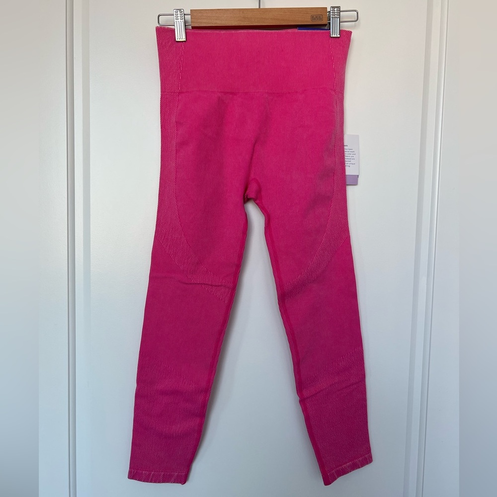 Target Joylab Barbie pink ribbed workout leggings